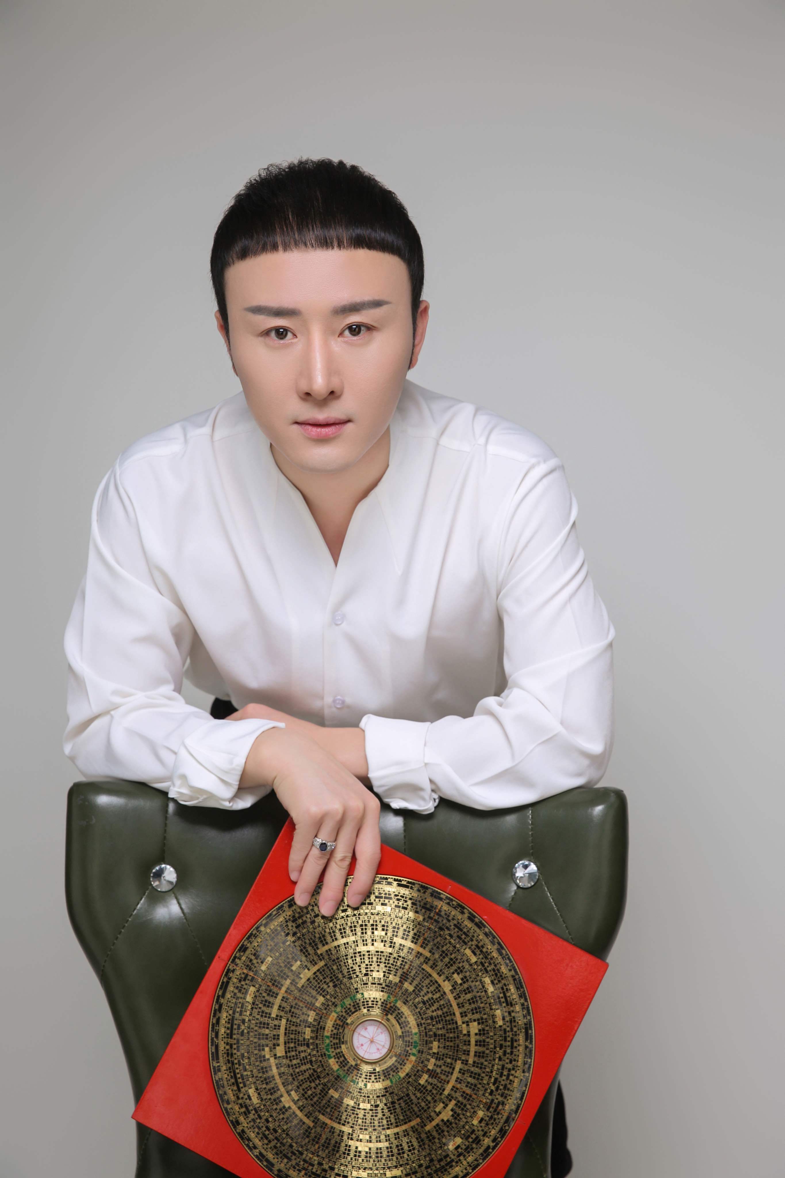 秦阳明2023-04-20·北京cxz2023-04-04·北京搜了一下饰演男主的演员